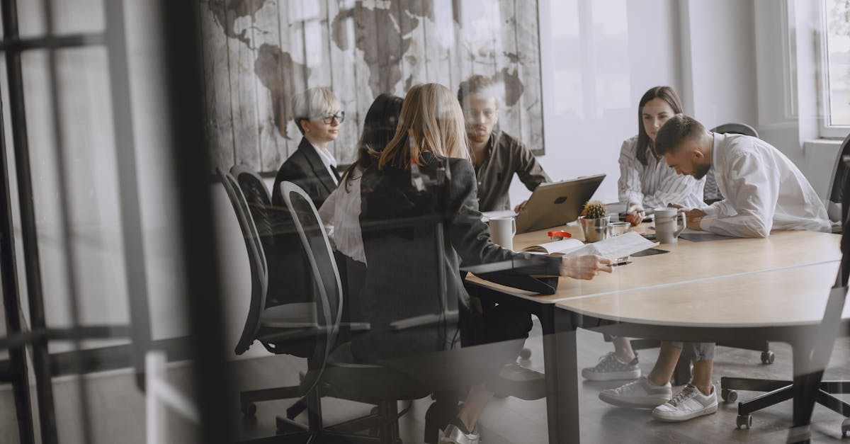 AI Agent Adoption Exposes Governance Risks in Enterprises