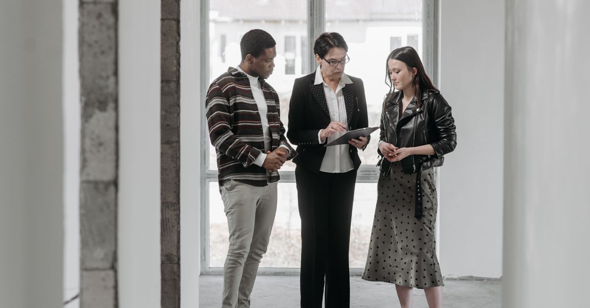 B2B CMOs Must Build Content for AI Agents and Human Buyers