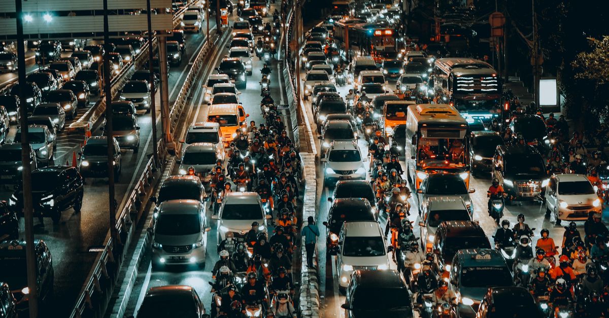 DesignRush Report Ties Content Optimization to Traffic Gains